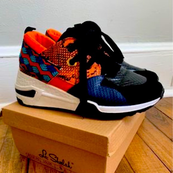 Shoes - Size 6 wedge sneakers